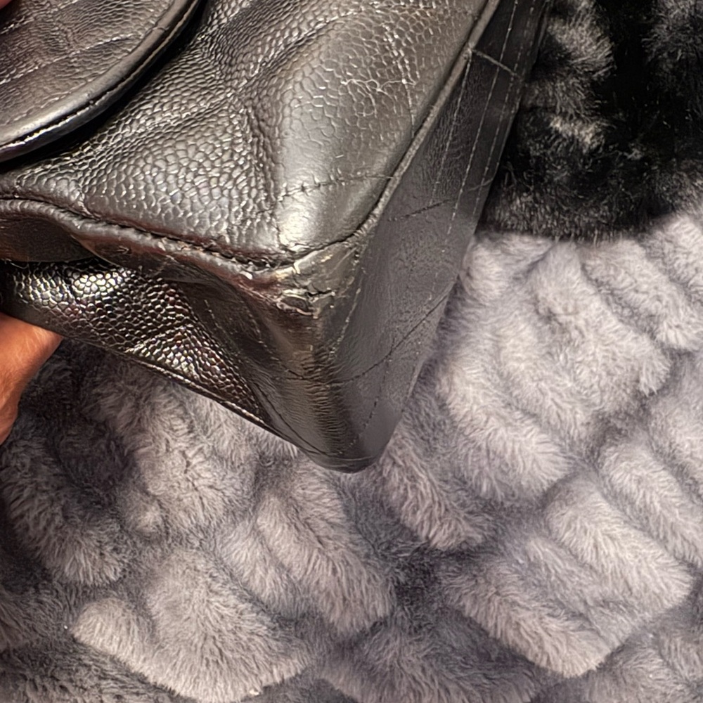 Chanel Classic Jumbo Black Quilted Shoulder Bag - Picture 7 of 15